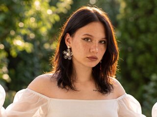 AlicePertim amateur nude